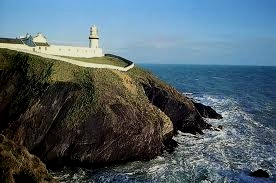 lighthouse-cliffs276x183